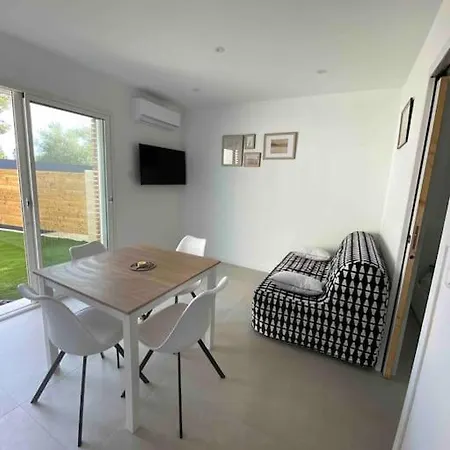 La Maisonnette T2 Charmant Jardin Parking La Cadiere D'Azur 1 A 4 Personnes Exterior photo