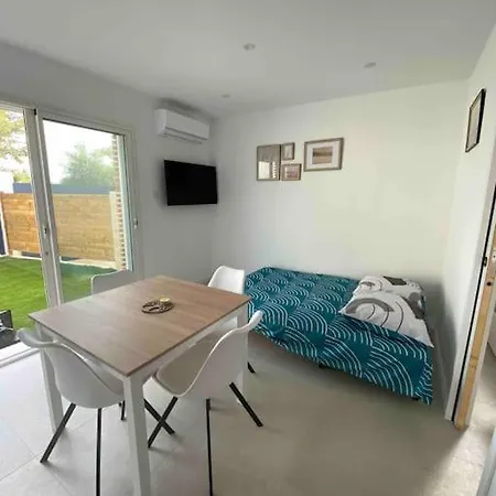 La Maisonnette T2 Charmant Jardin Parking La Cadiere D'Azur 1 A 4 Personnes Exterior photo